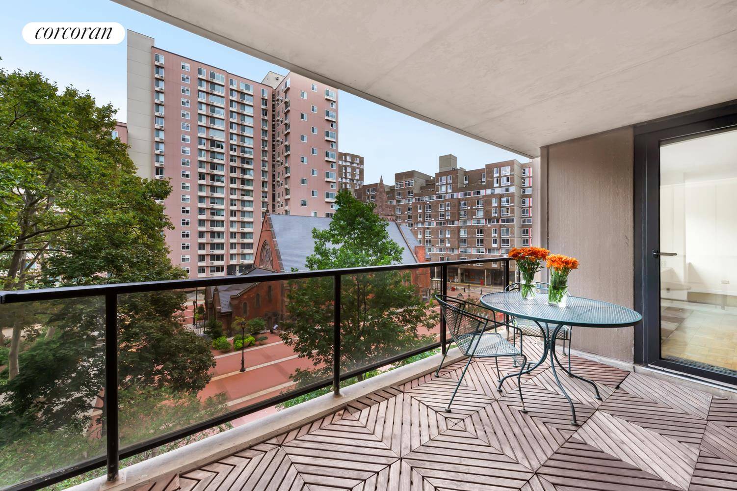 531 Main St, Apt. 813 is a spacious 2BR, 2bth home with large, private balcony in Rivercross, the premier Roosevelt Island coop.