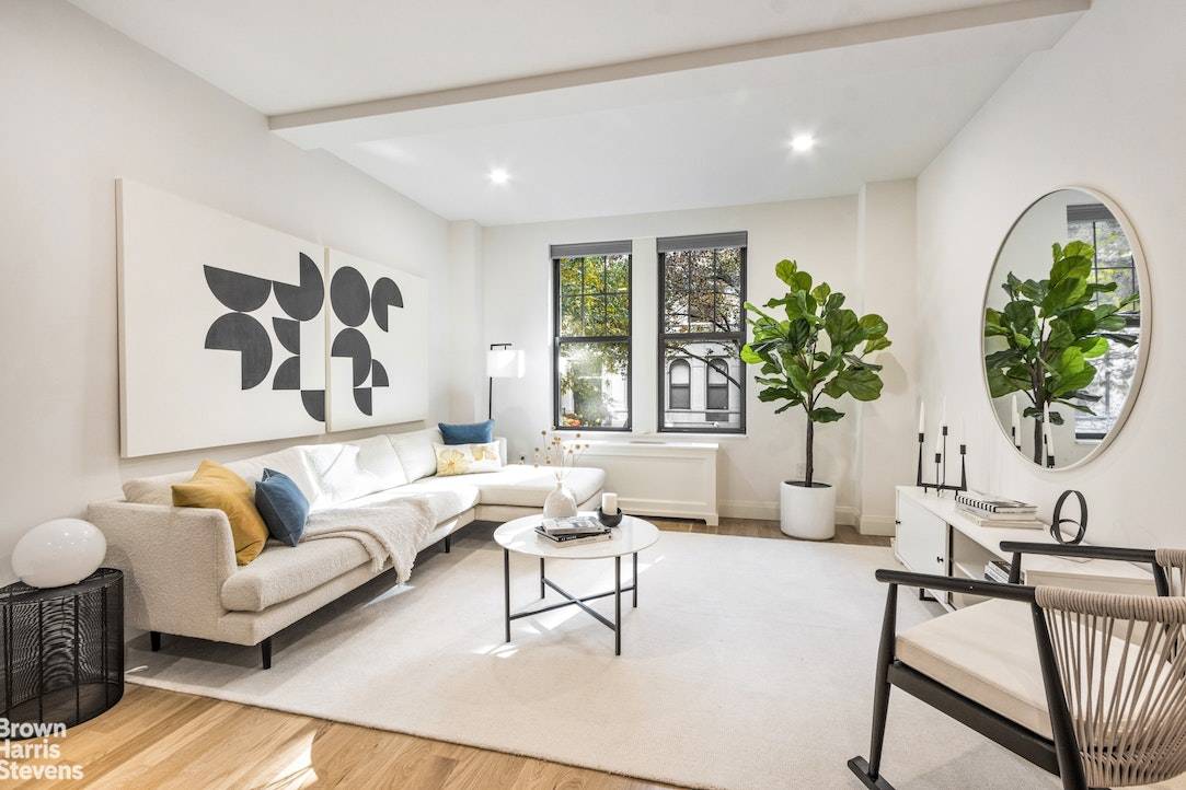 NEWLY RENOVATED 3 BEDROOM APARTMENT NEXT TO CENTRAL PARK 24 West 69th Street, Apartment 2A, is a gracious three bedroom, three bathroom apartment less than half a block from Central ...