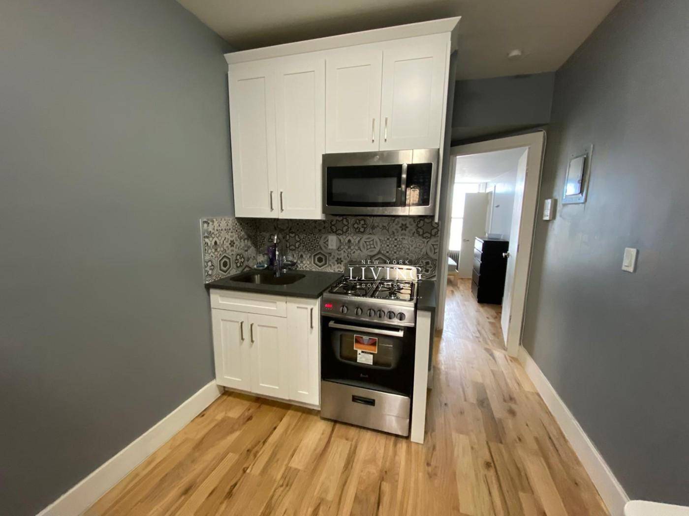 Bushwick 2 beds 2baths new kitchen high ceilings Stunning and Pristine 2 bedrooms 2 tiled bathrooms New kitchen new ss appliances high ceilings a block away from transportation conveniently next ...