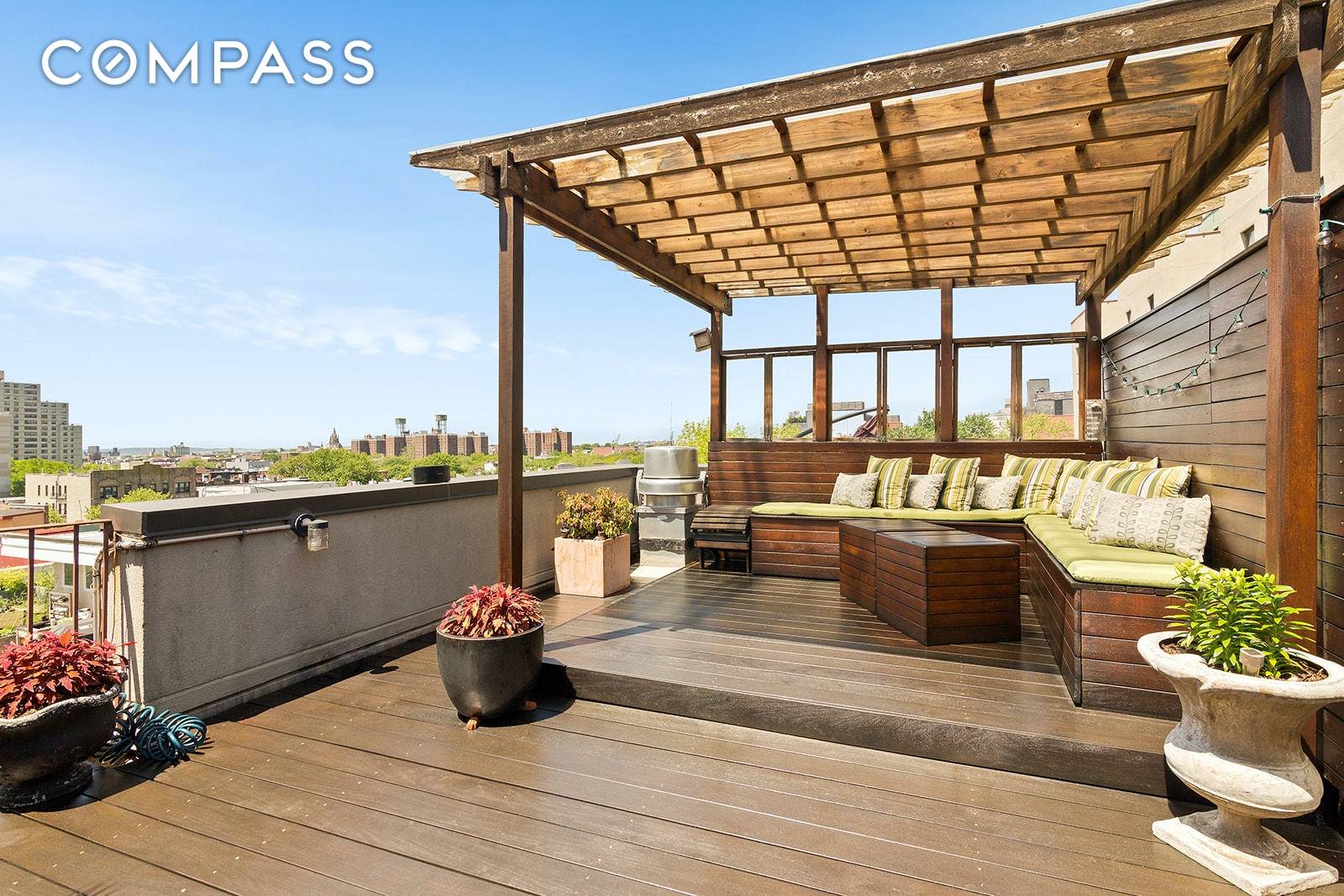 TWO PRIVATE ROOF DECKS ! Mint Condition 2 bed 1 bath Condo home located in Boerum Hill.