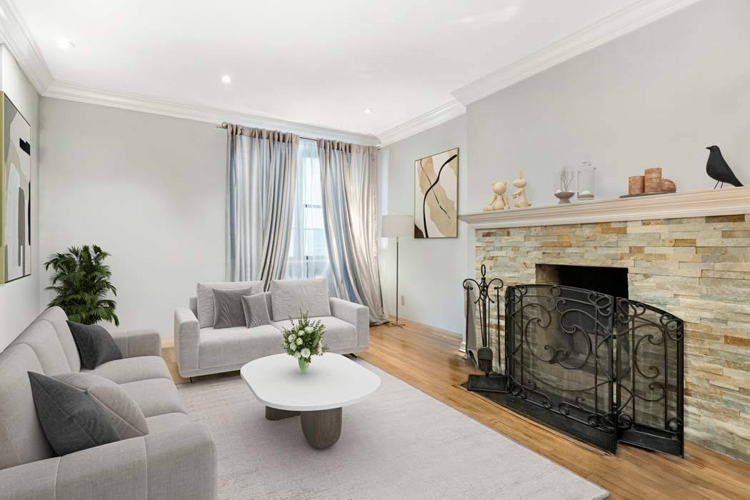 Welcome to your new home at 57 East 75th Street located in the heart of the Upper East Side.
