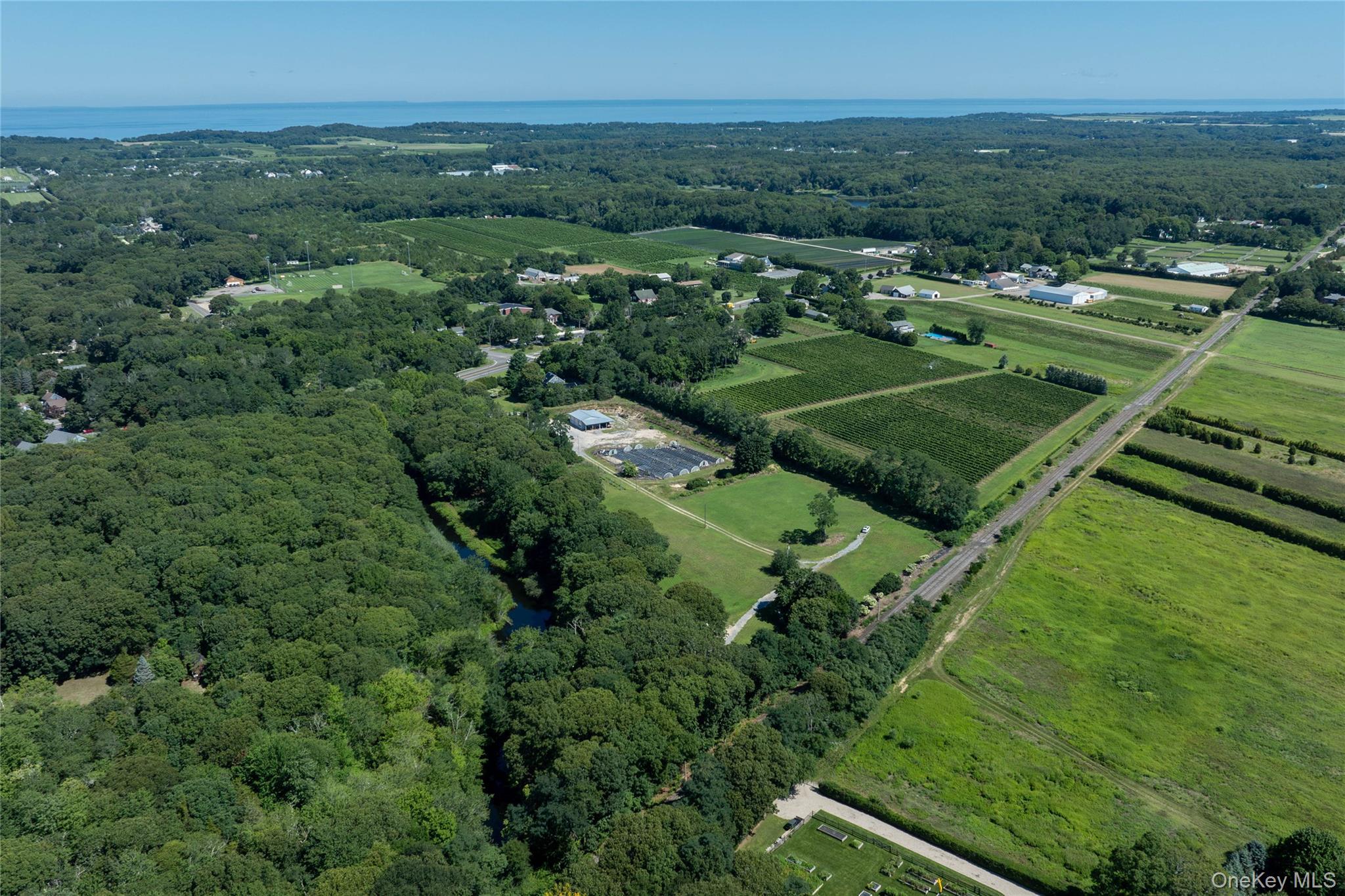 Beautiful North Fork location