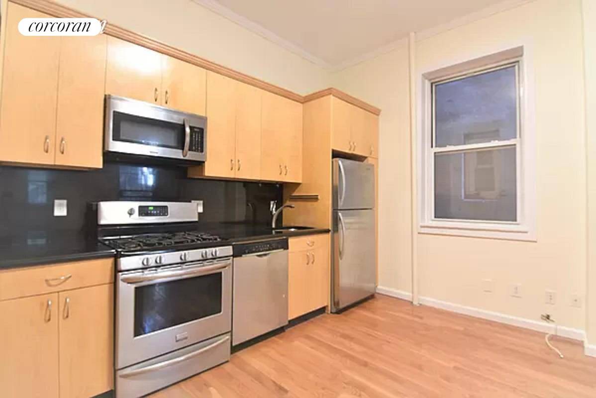 168 State Street 1B Two bedroom apartment for rent in Brooklyn Heights.