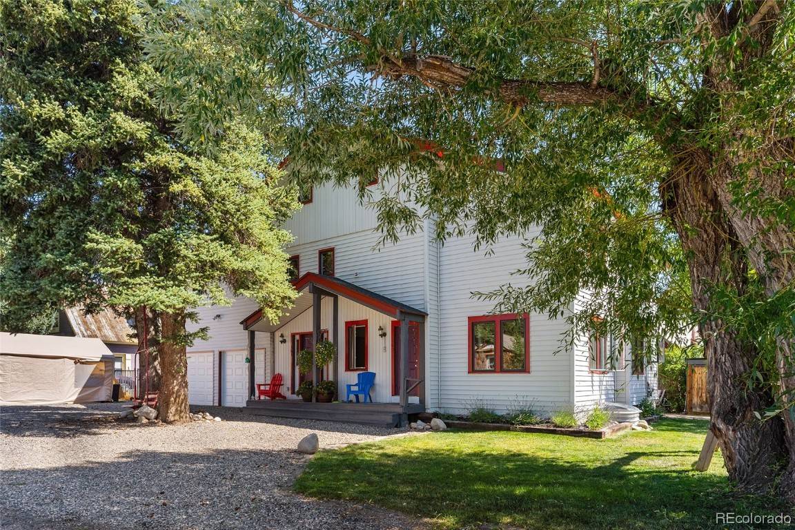 Located in the heart of downtown Steamboat Springs, close to Stehley Park, Butcherknife Creek and Butcherknife Trail, is this charming 3 bedroom, 2.