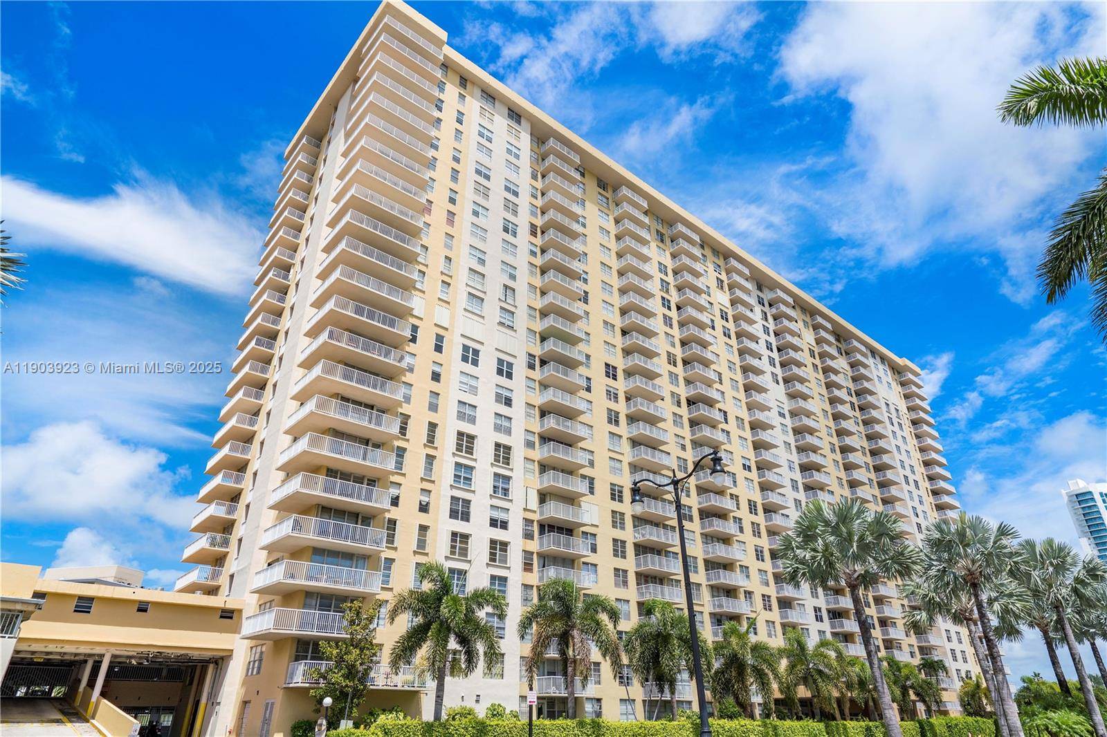 Best location for 2 bedrooms and 2 bathrooms condo in the Heart of Sunny Isles Beach, and only a few steps from the beach.