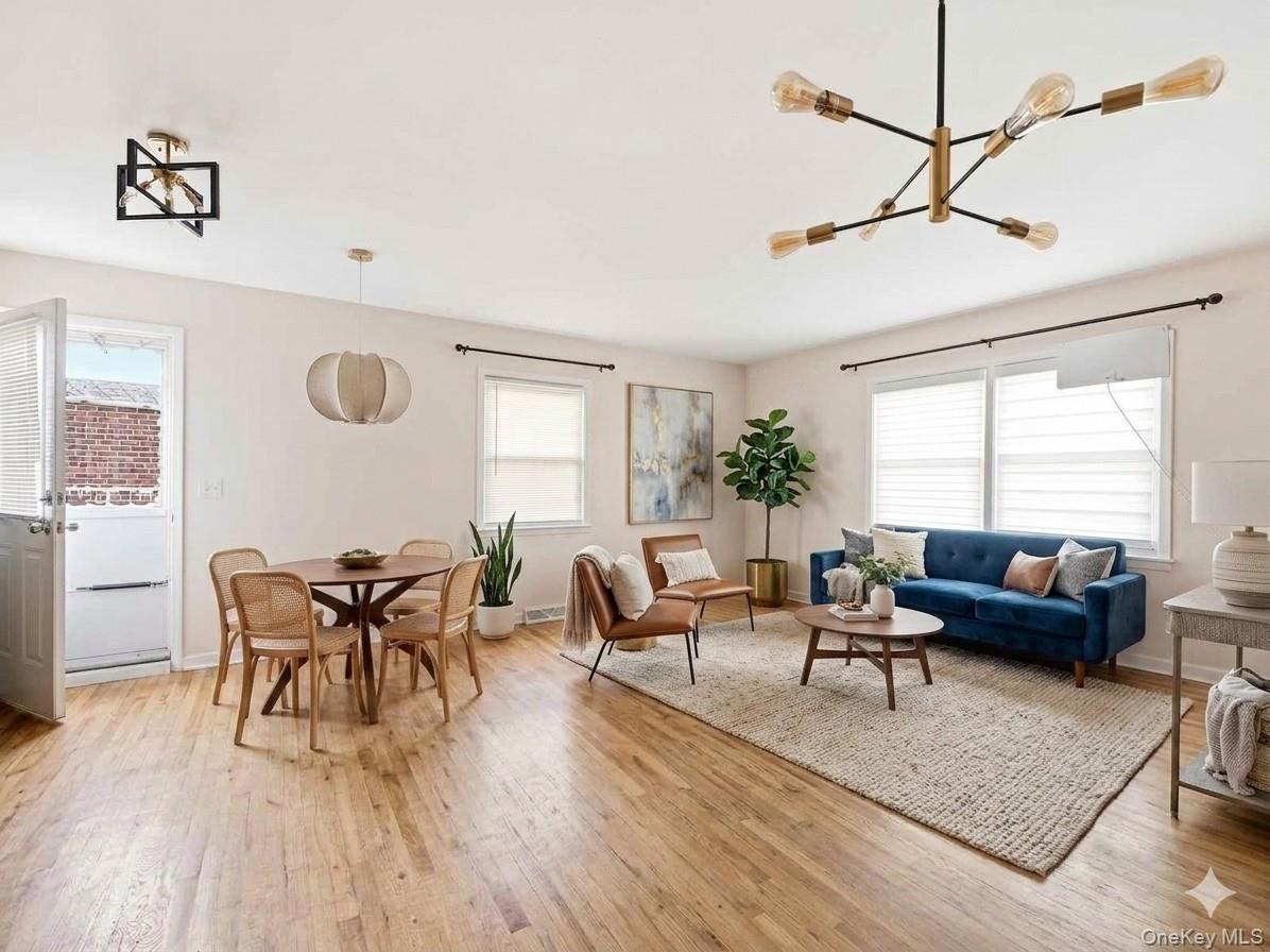 Virtually Staged - 1-bedroom apartment with balcony