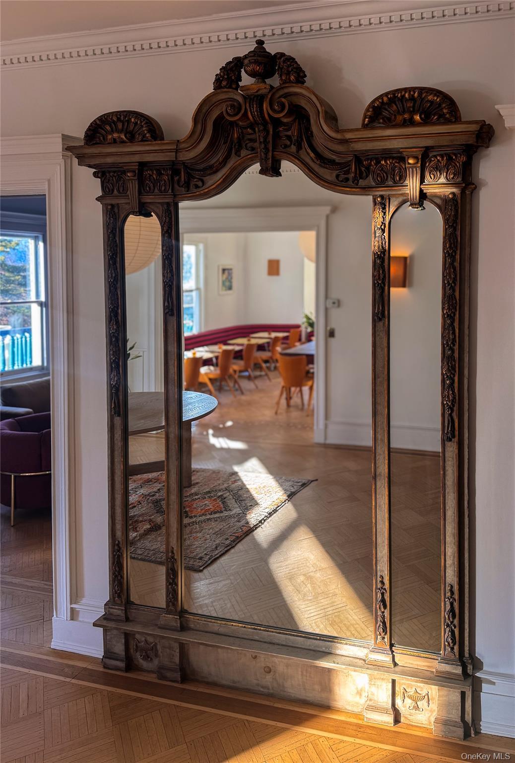 Foyer/Dining Room 2