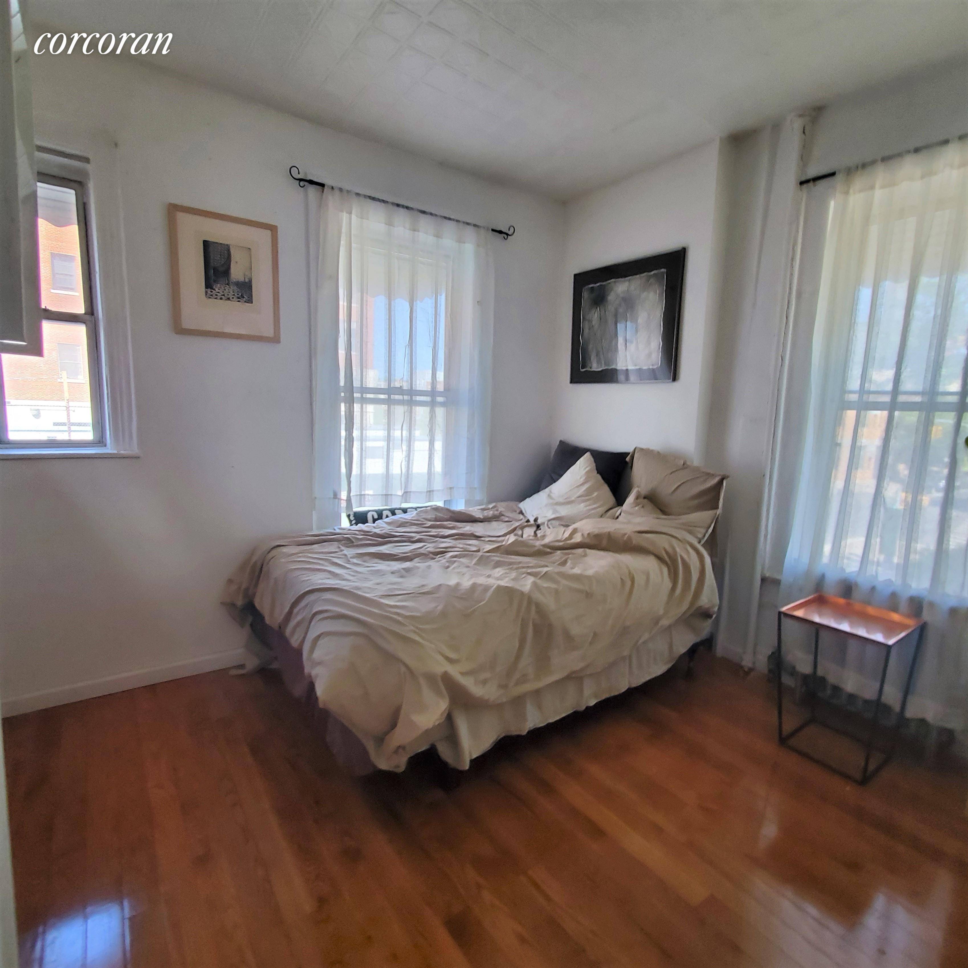 Sun Drenched Three bedroom Pad in the Heart of Willliamsburg North 4th Street Roebling !