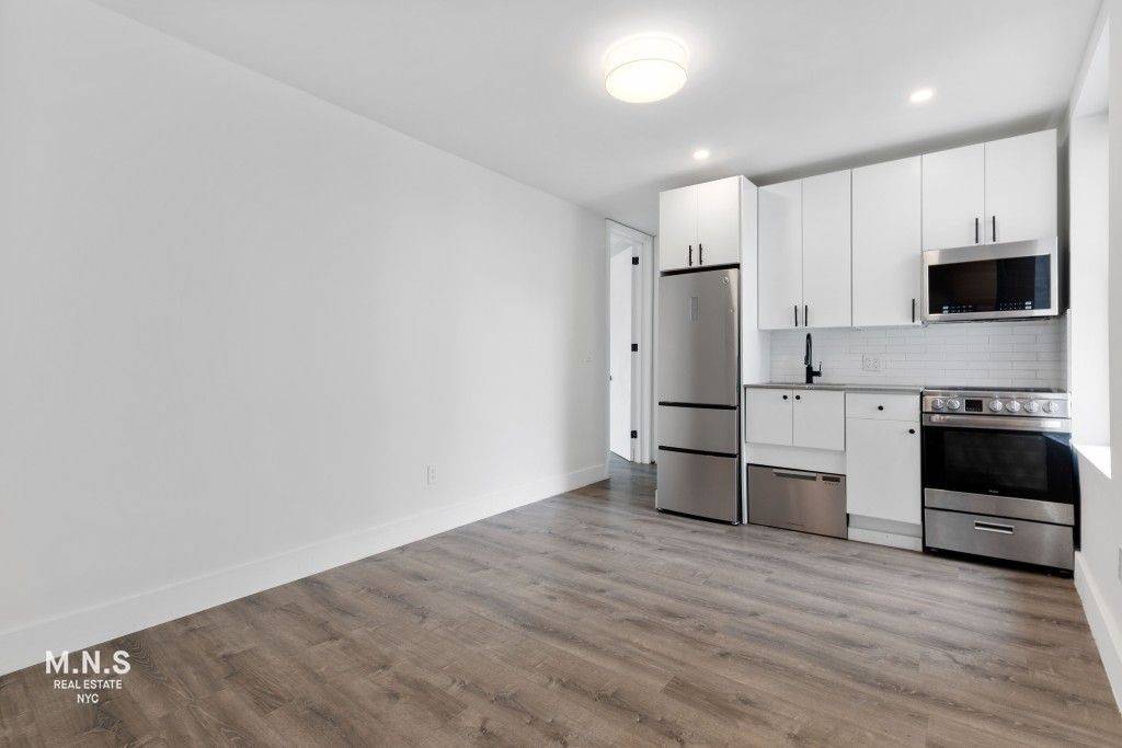 Gut Renovated 2 Bedroom in the heart of Astoria Now Available !