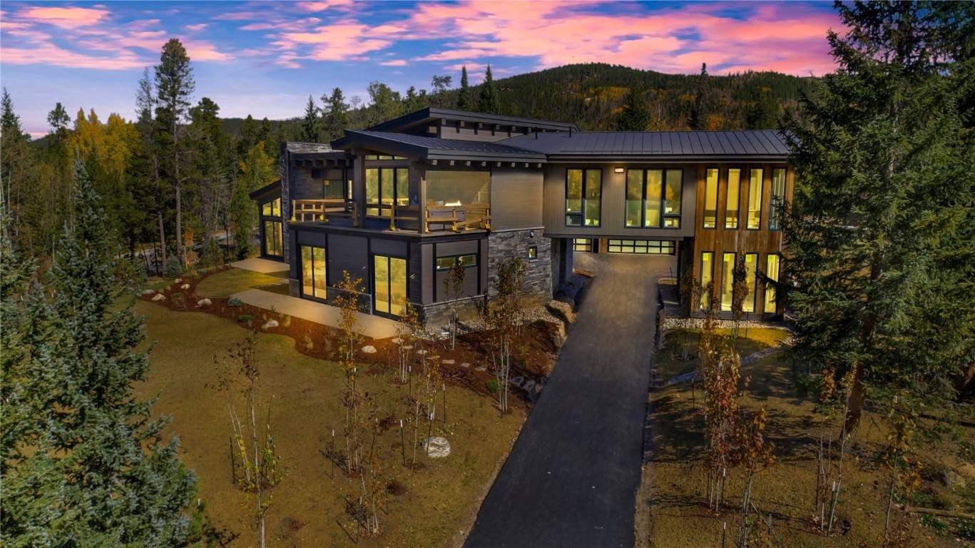 Nestled in the heart of the Colorado mountains, this stunning property built by New West Partners offers the epitome of luxury living, combining exquisite design with state of the art ...
