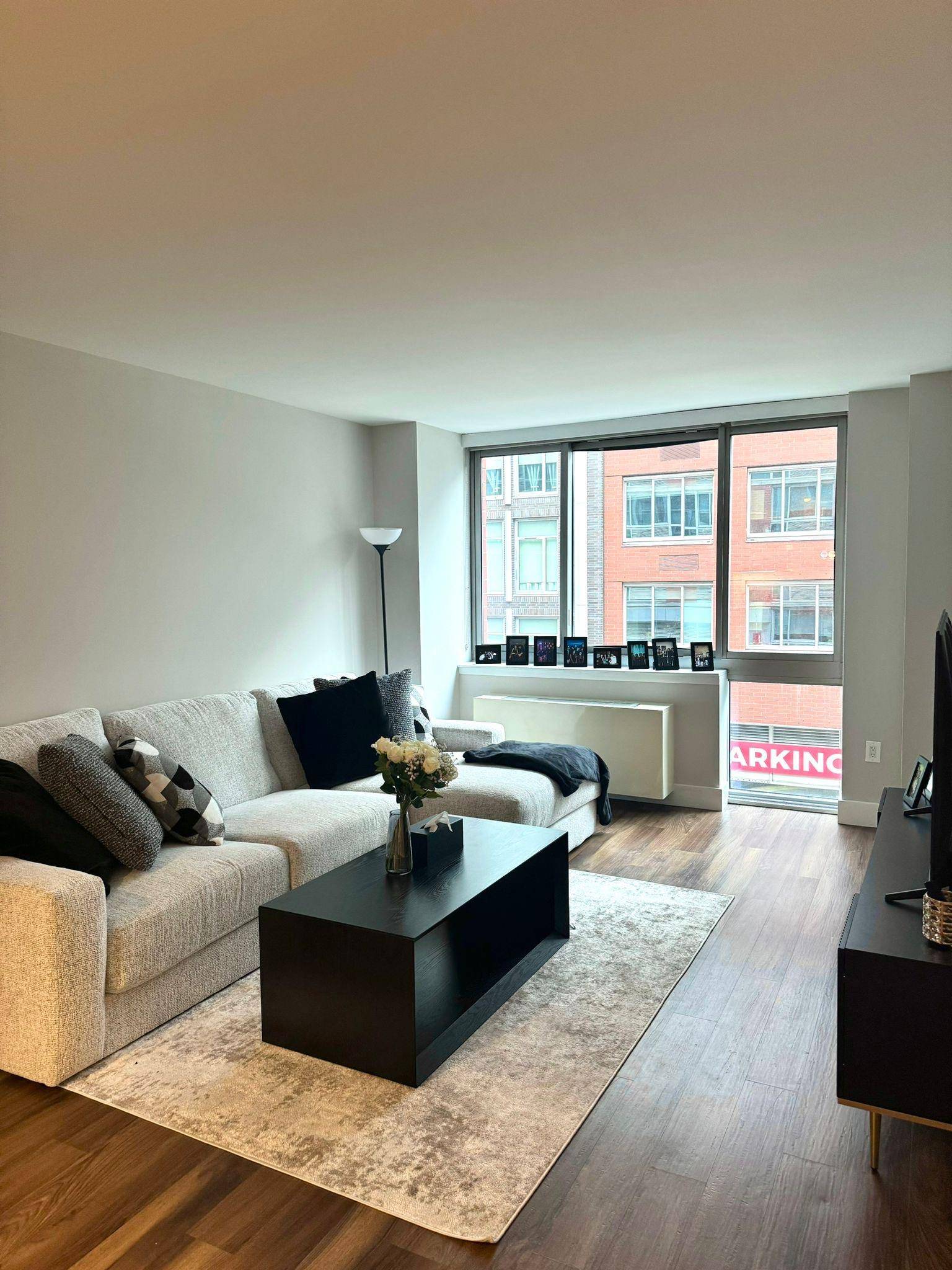 Gorgeous, spacious, bright and newly renovated one bedroom one bathroom available from 5 15 8 31.