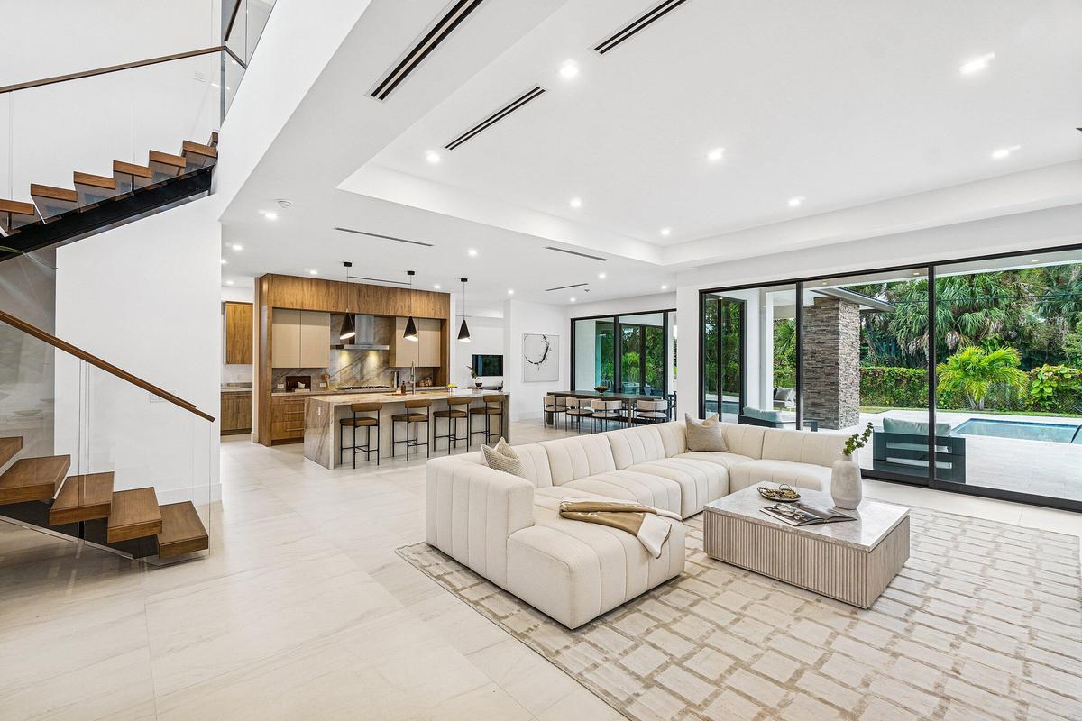 002-3100PalmDrive-DelrayBeach-FL-33483-S