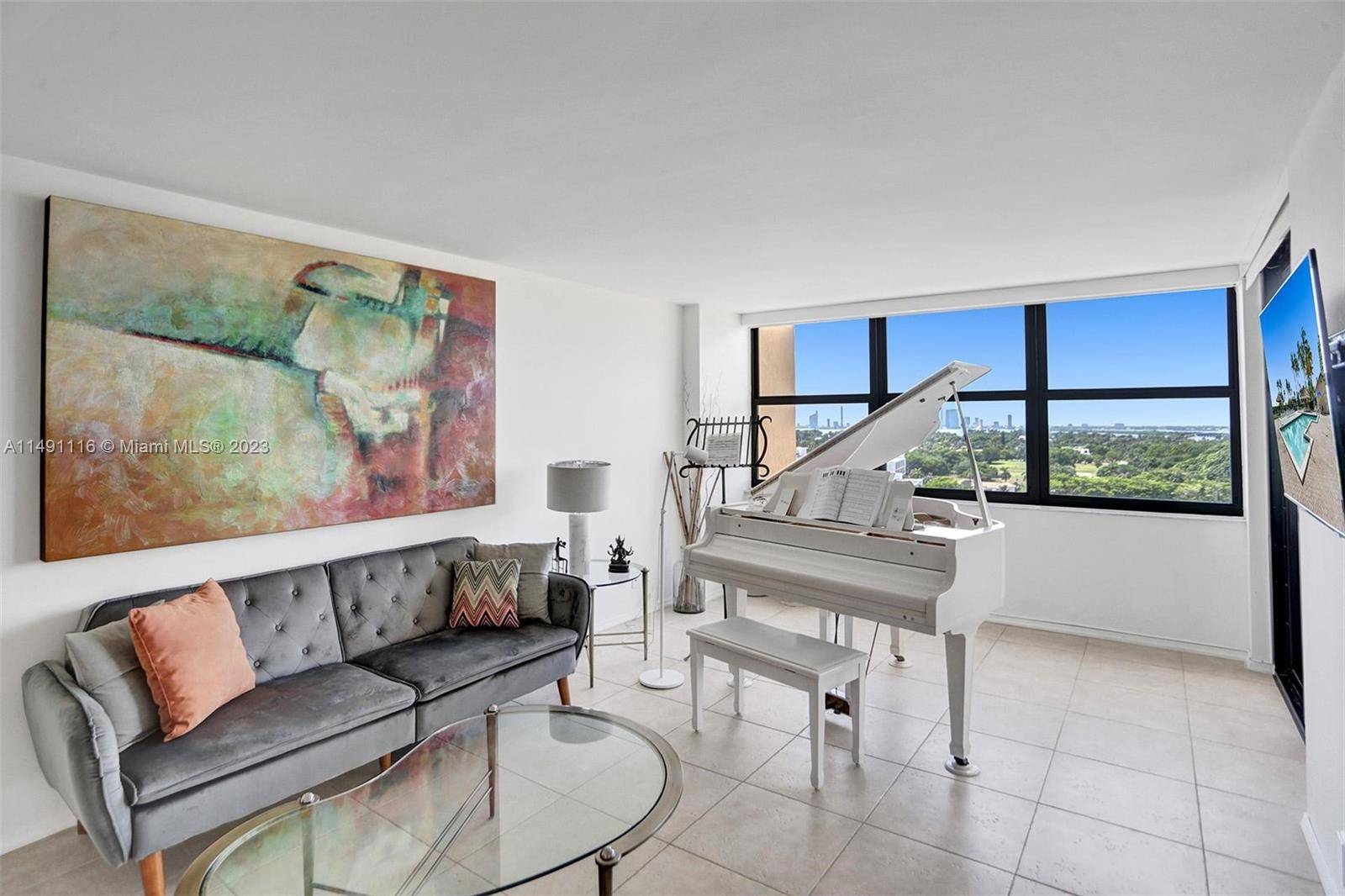 Experience stunning inter coastal and Miami skyline views from this oceanfront building with a heated pool.