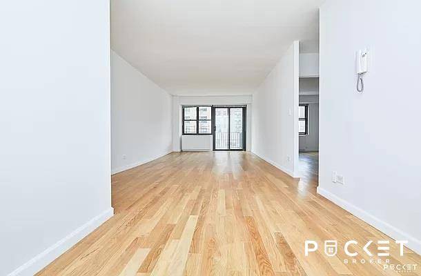 LARGE SOUTH FACING APARTMENT WITH BALCONY !