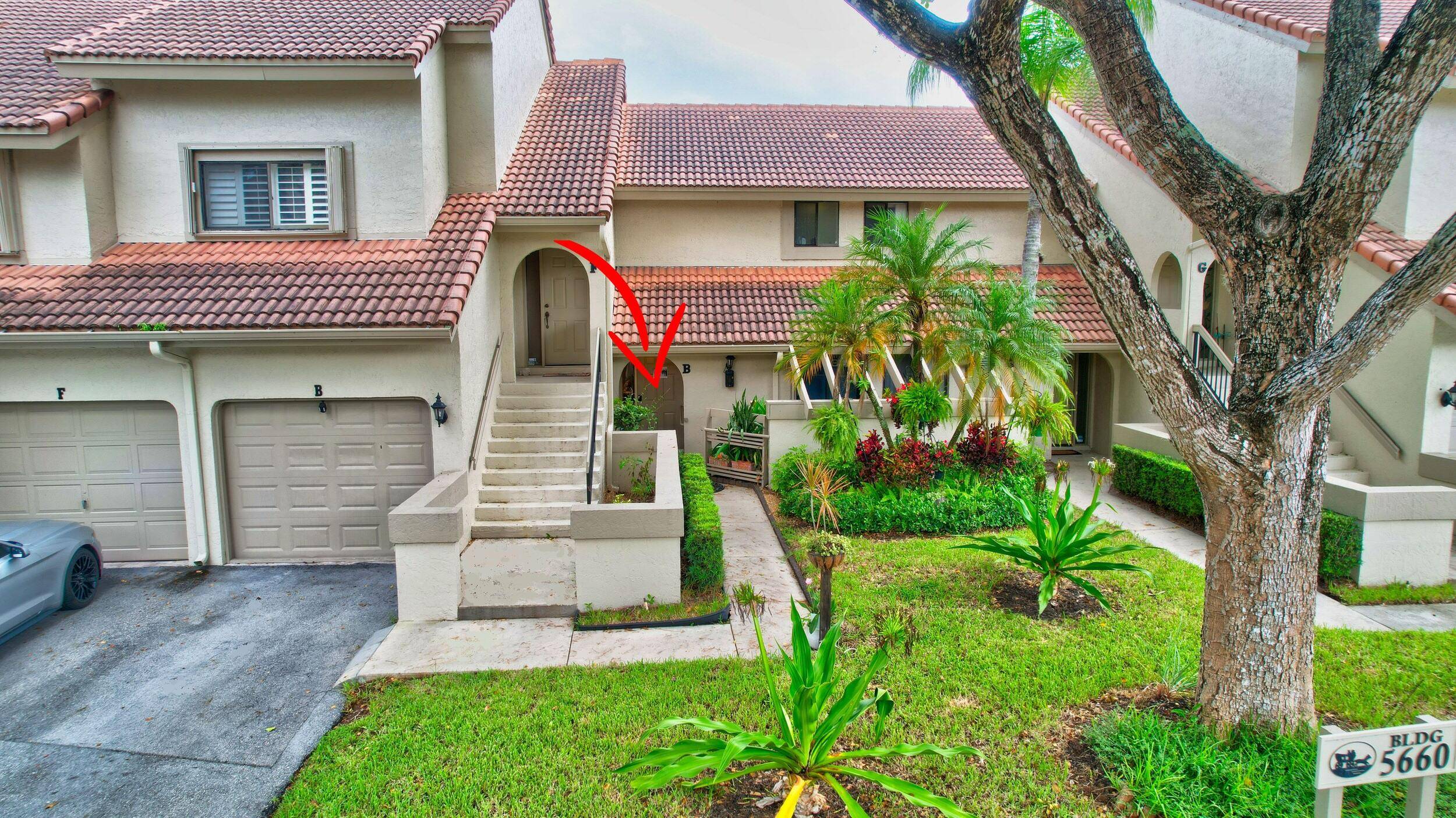 Impeccably renovated, spacious 2 BR den 1st floor coach home located in highly desirable Coach Houses in East Boca Raton offered turnkey with stylish furnishings.