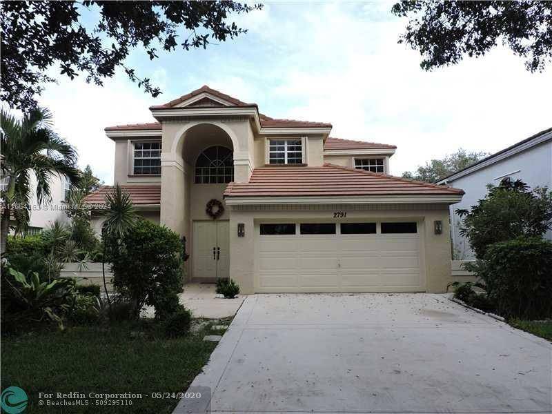 SPACIOUS 4 BEDS 2 1 2 BATH 2 CAR GARAGE SINGLE FAMILY HOME IN EMBASSY LAKES, TILE FLOORS, MASTER BEDROOM IS ON FIRST FLOOR, LARGE WALK IN CLOSET, LARGE MASTER ...