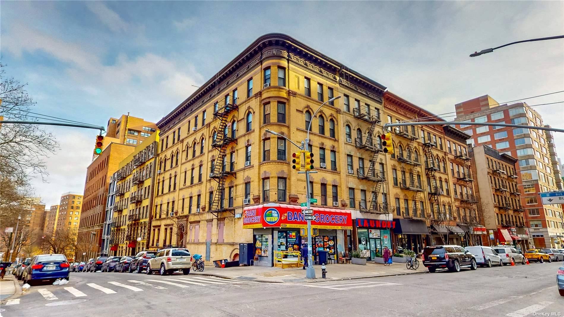 Welcome to This cozy 3 bedroom, 1 bathroom coop apartment is perfectly situated near two major Hospitals, and the 2nd Avenue Subway.