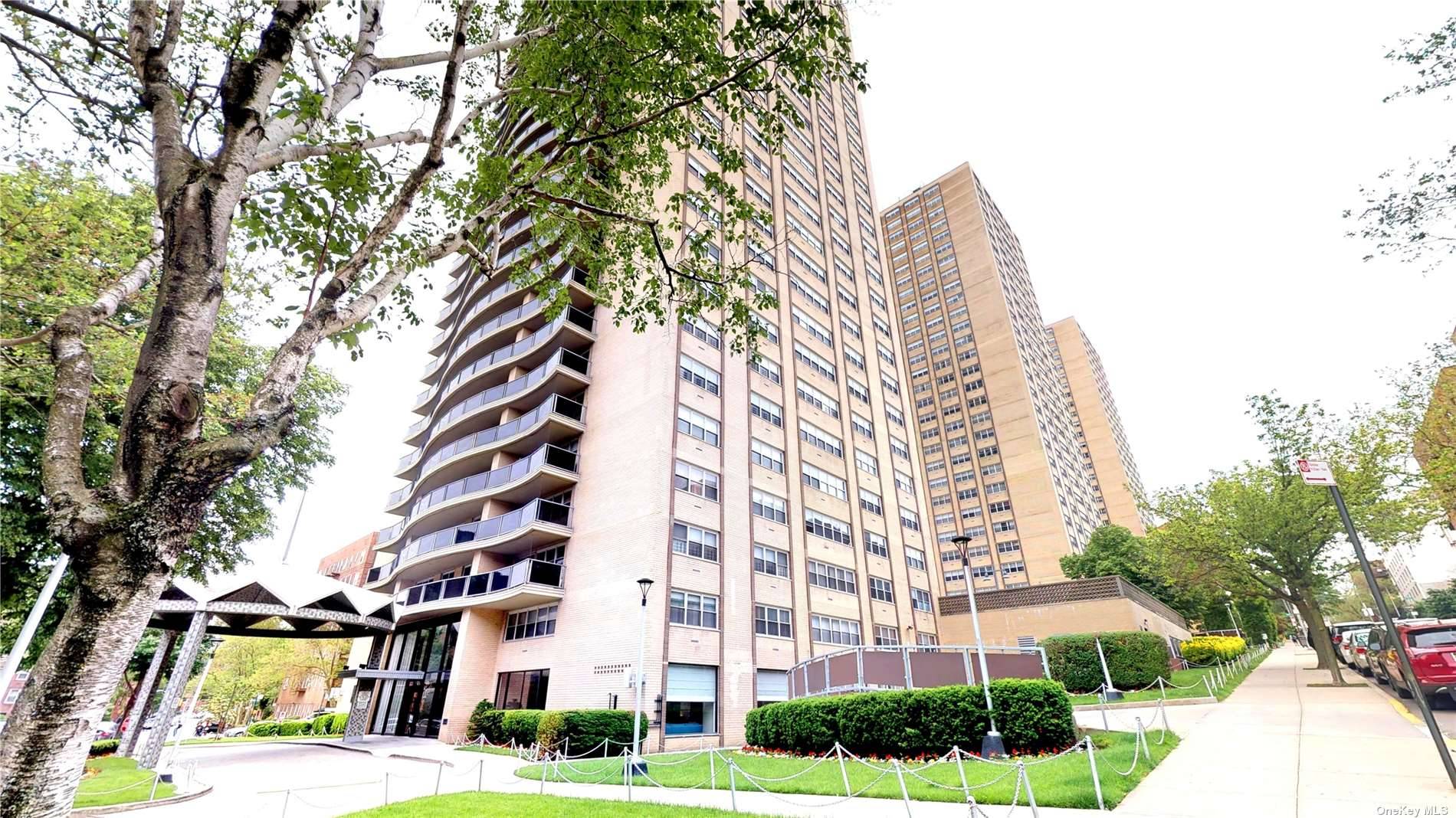 Birchwood Towers Beautiful Jr 1Br High in the Sky Luxury Doorman Bldg Pool Gym Prime Forest Hills Location Exciting Combination of Large Living Space, 26th Floor Stunning Views, Prime Location, ...