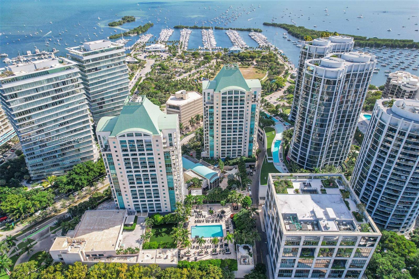 WELCOME TO LIVING IN STYLE AT THE RITZ IN COCONUT GROVE.