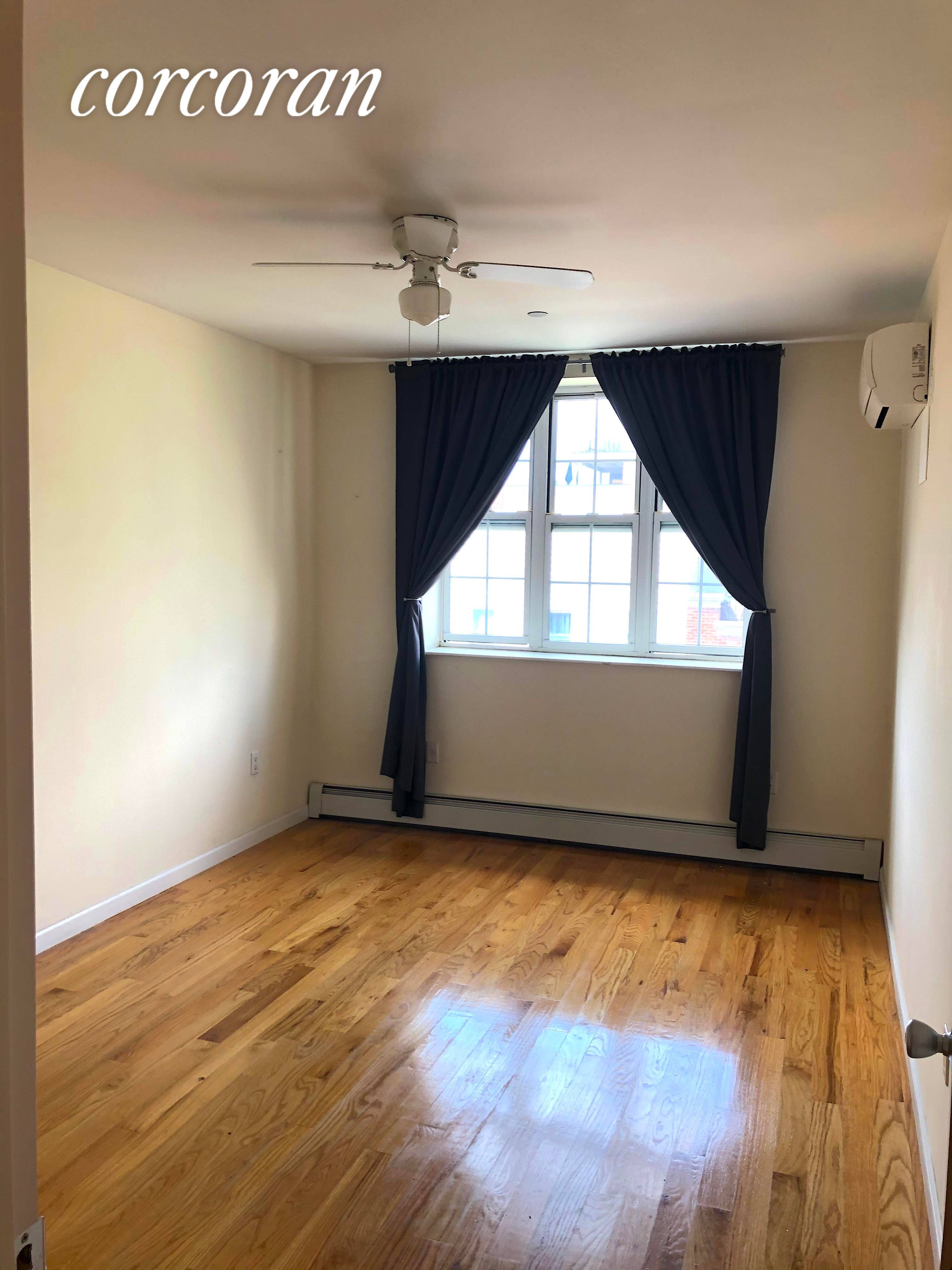 This charming one bedroom apartment is nestled in the heart of Williamsburg, boasting tons of natural lighting, stainless steel appliances, wood floors and a washer and dryer in building.