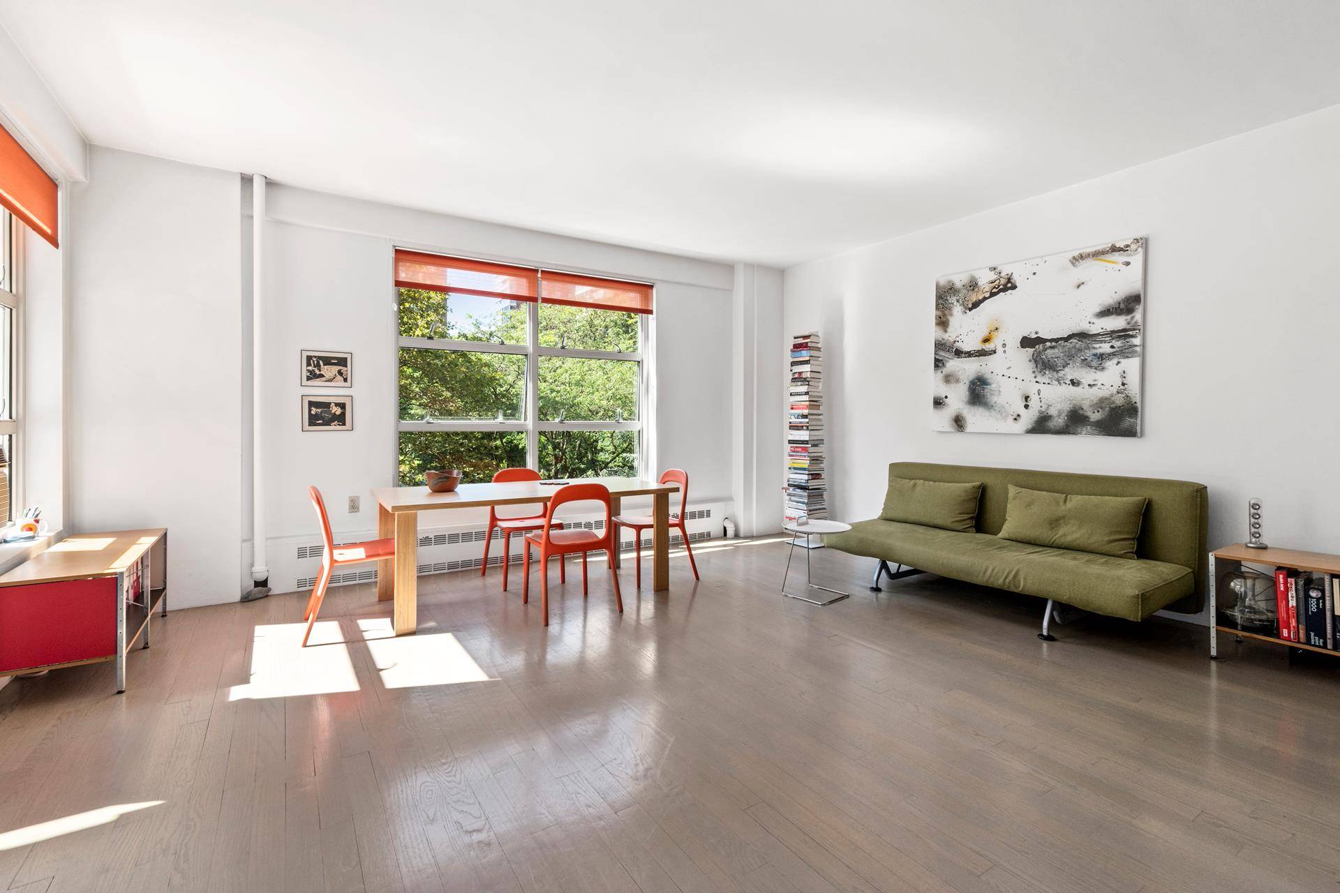 Welcome to your sunny sanctuary in Morningside Gardens, a thriving co operative community in desirable and culturally rich Morningside Heights.