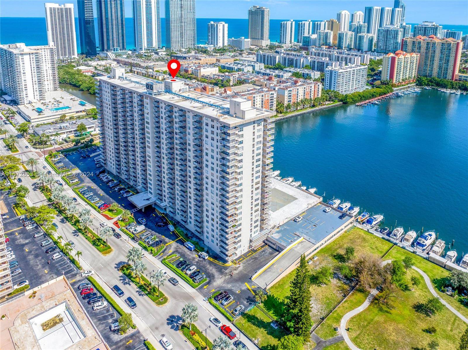 Welcome to your slice of paradise in the heart of Sunny Isles !