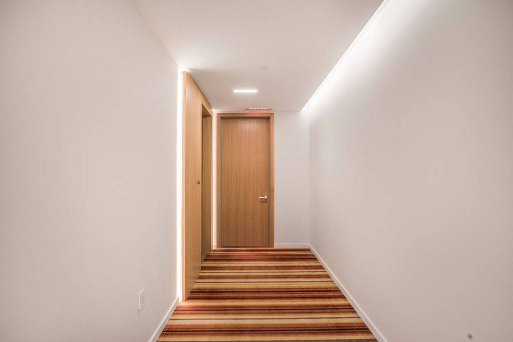 Welcome home to 565 Broome St, Soho discover unparalleled luxury and design, a creation of renowned architect Renzo Piano Building Workshop, the Paris interior design firm RDAI, and esteemed developers ...