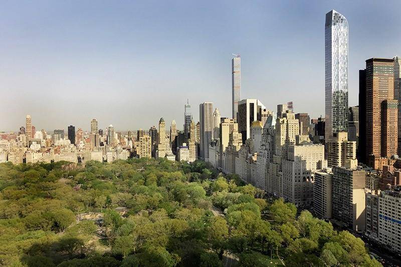 Spectacular Condominium home in one of Manhattan's most sought after buildings.