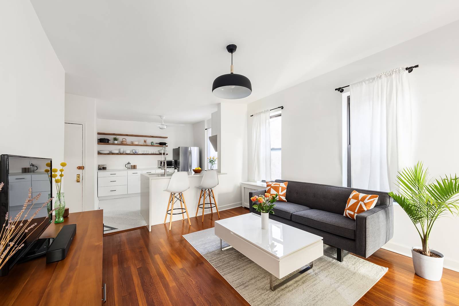 Welcome home to this light filled two bedroom co op that sits conveniently on the border of Prospect Heights and North Park Slope.