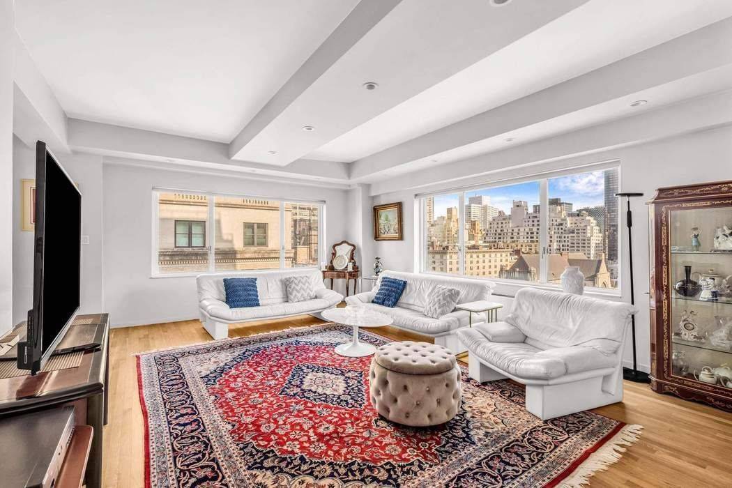 Gorgeous 2 Bedroom Oasis with Unparalleled City Views This stunning 2 bedroom, 2 bathroom residence offers breathtaking open city views and a rare trifecta of exposures to the West, East, ...