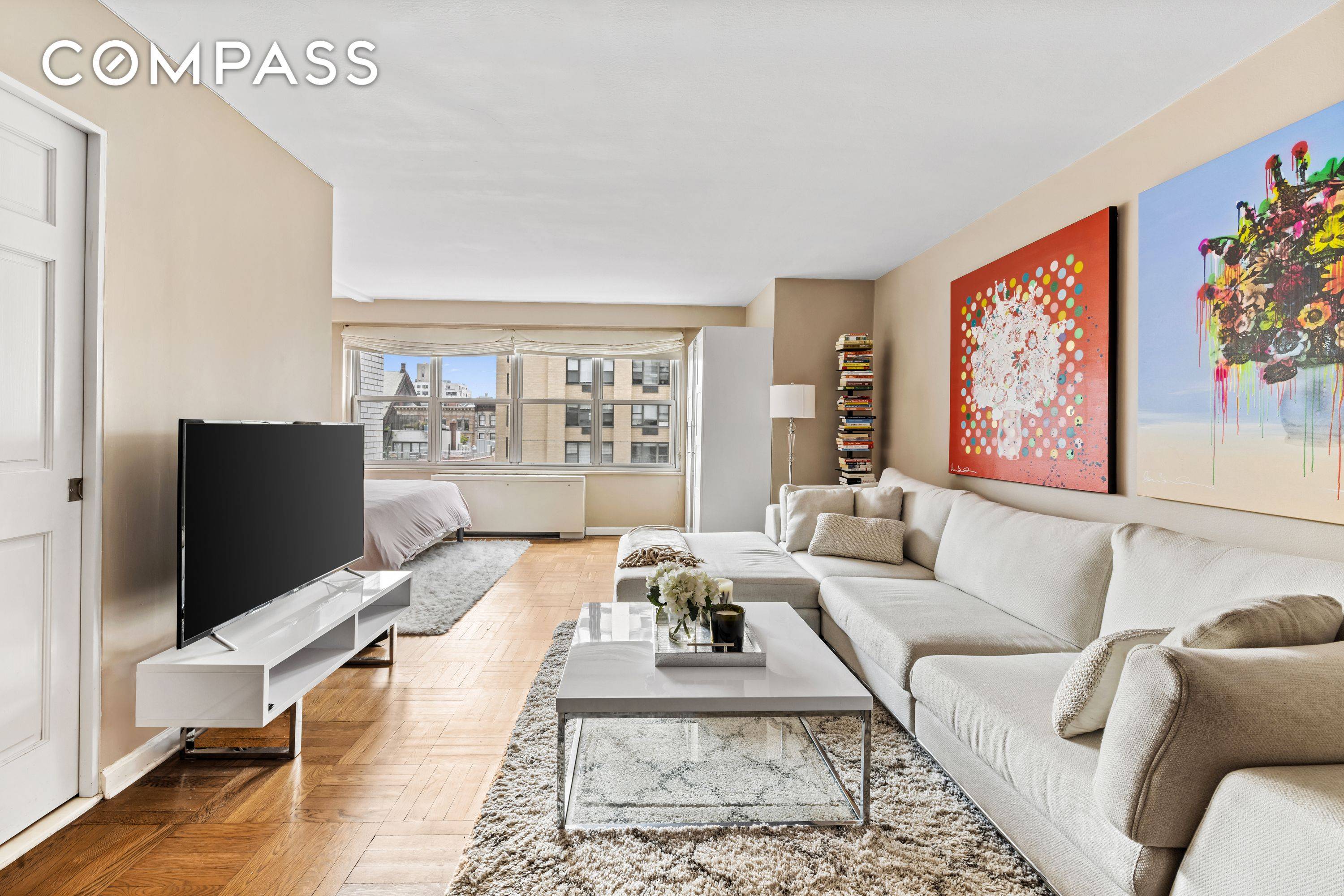 This beautifully renovated alcove studio is the perfect move in ready oasis in a coveted Gramercy Park co op building.