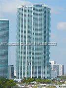 Spectacular 2 bedroom 2 and a half bathroom in the luxurious 900 Biscayne building.