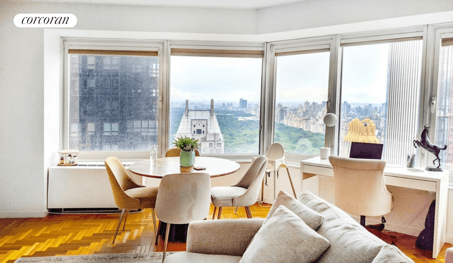 Fantastic Panoramic Northern, Eastern and Central Park Views from this 45th floor apartment.
