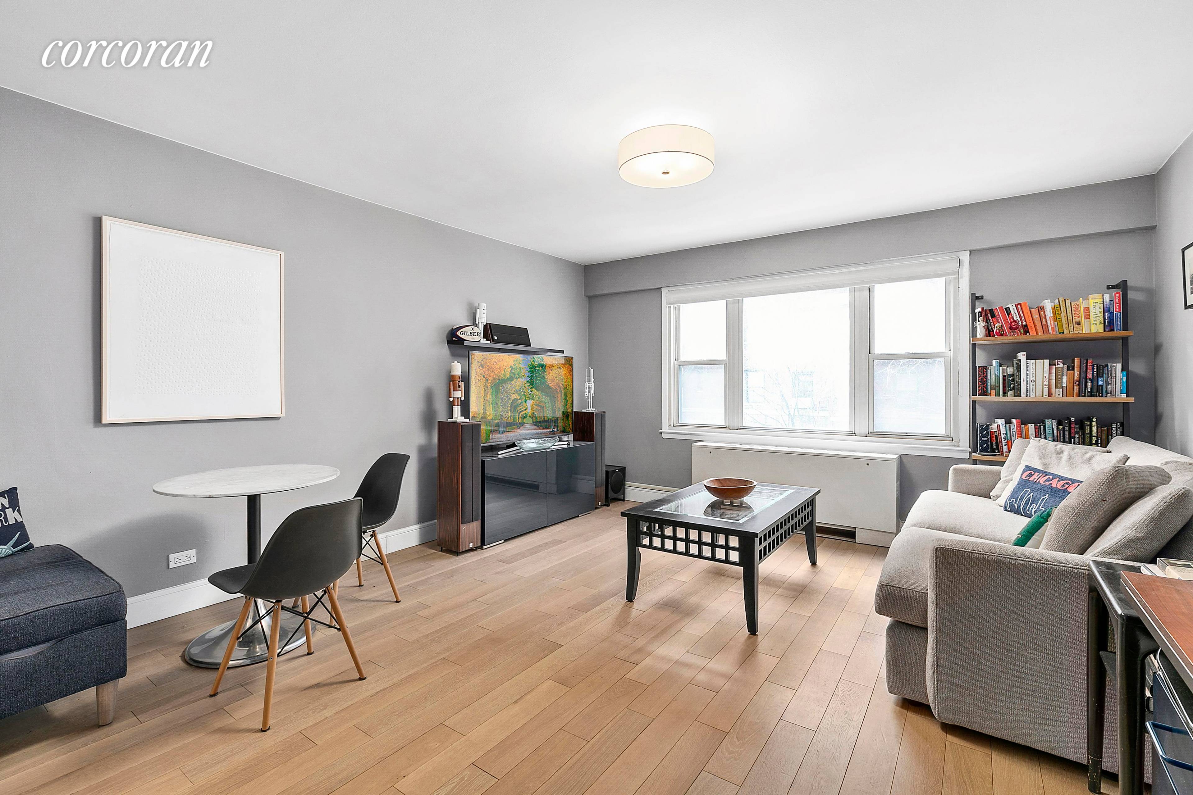 Welcome to unit 3J ! This large south facing one bedroom offers a generous layout and is flooded with natural light all day long.