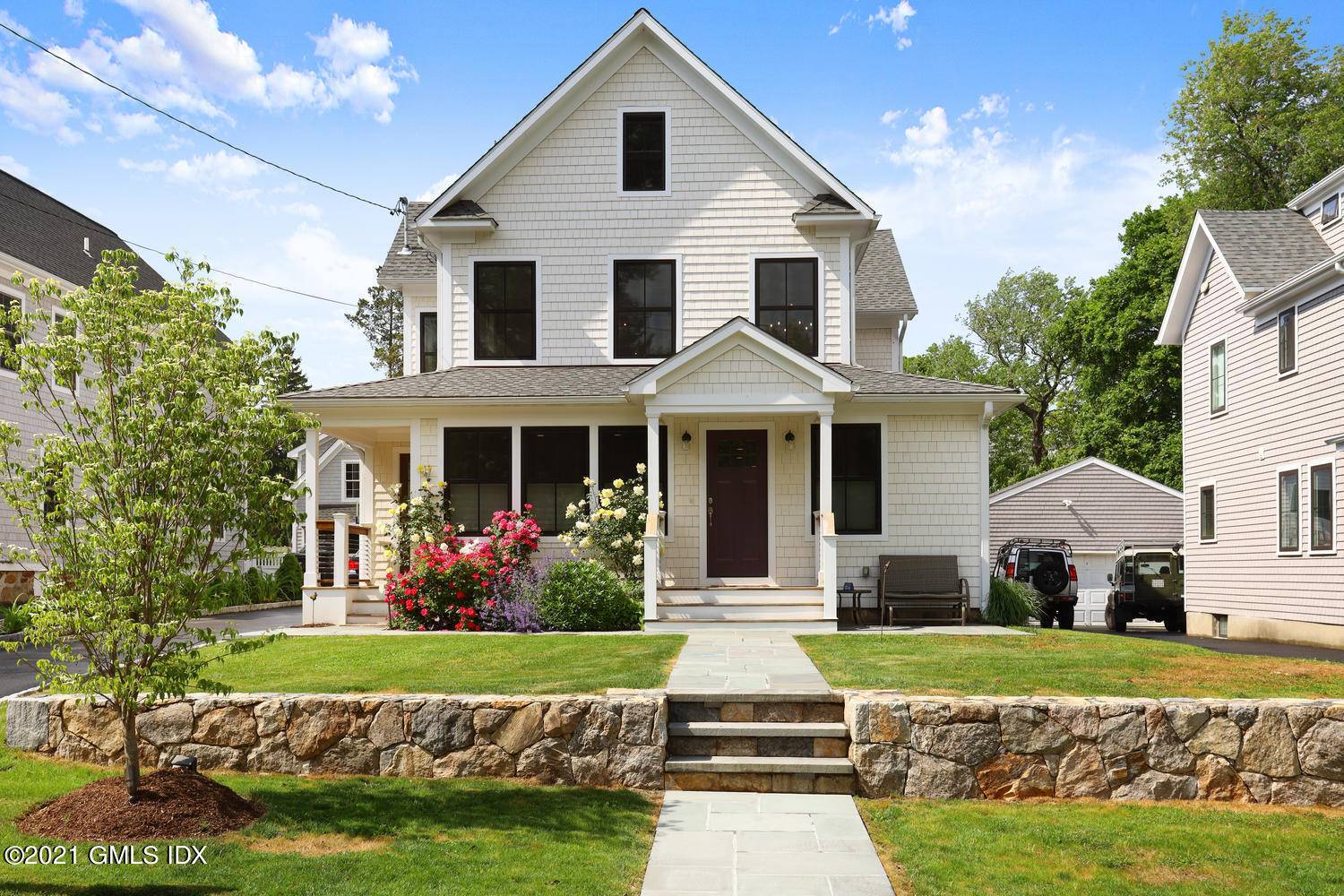 Enjoy quintessential OG living in this newly rebuilt home close to everything.