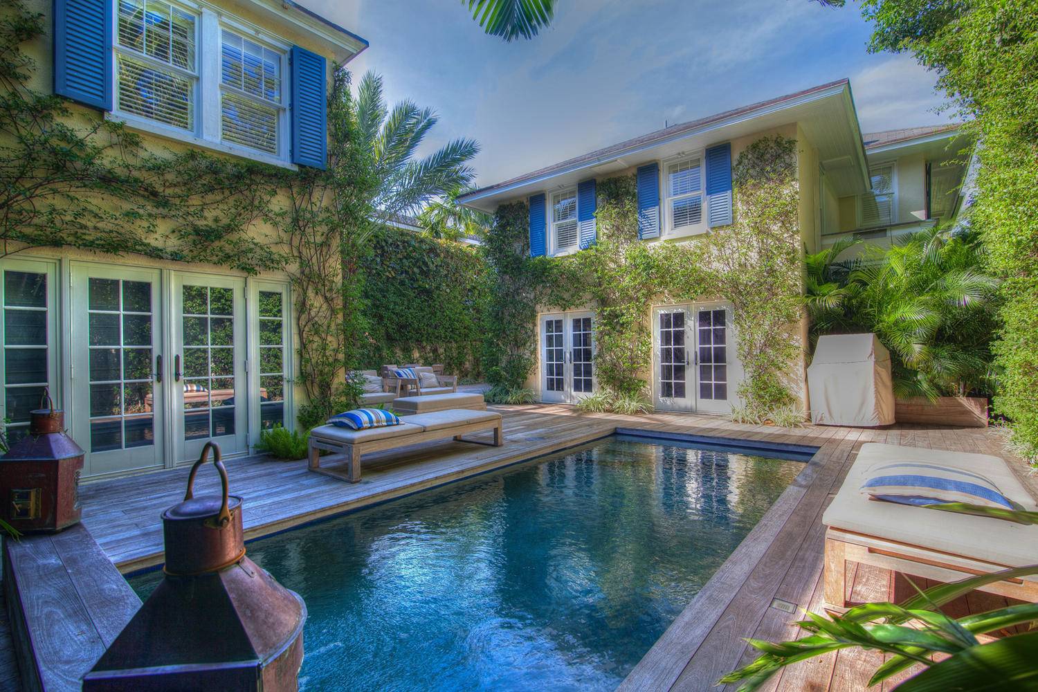 Sophisticated in town ocean block rental with classic Palm Beach style.
