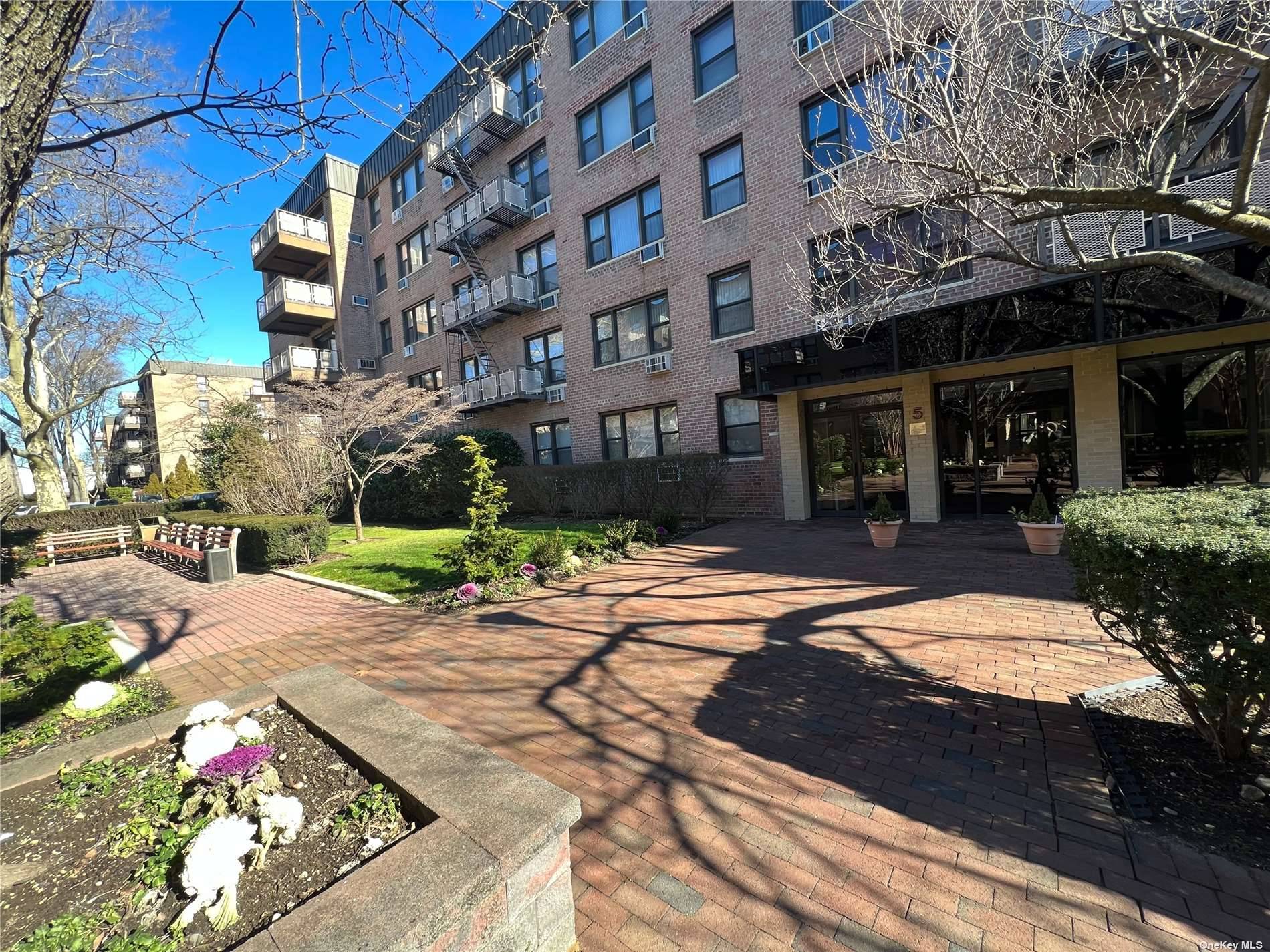RARE FIND ! Move right in to this great 2 Bedroom, 2 full Bath corner unit in elevator building.