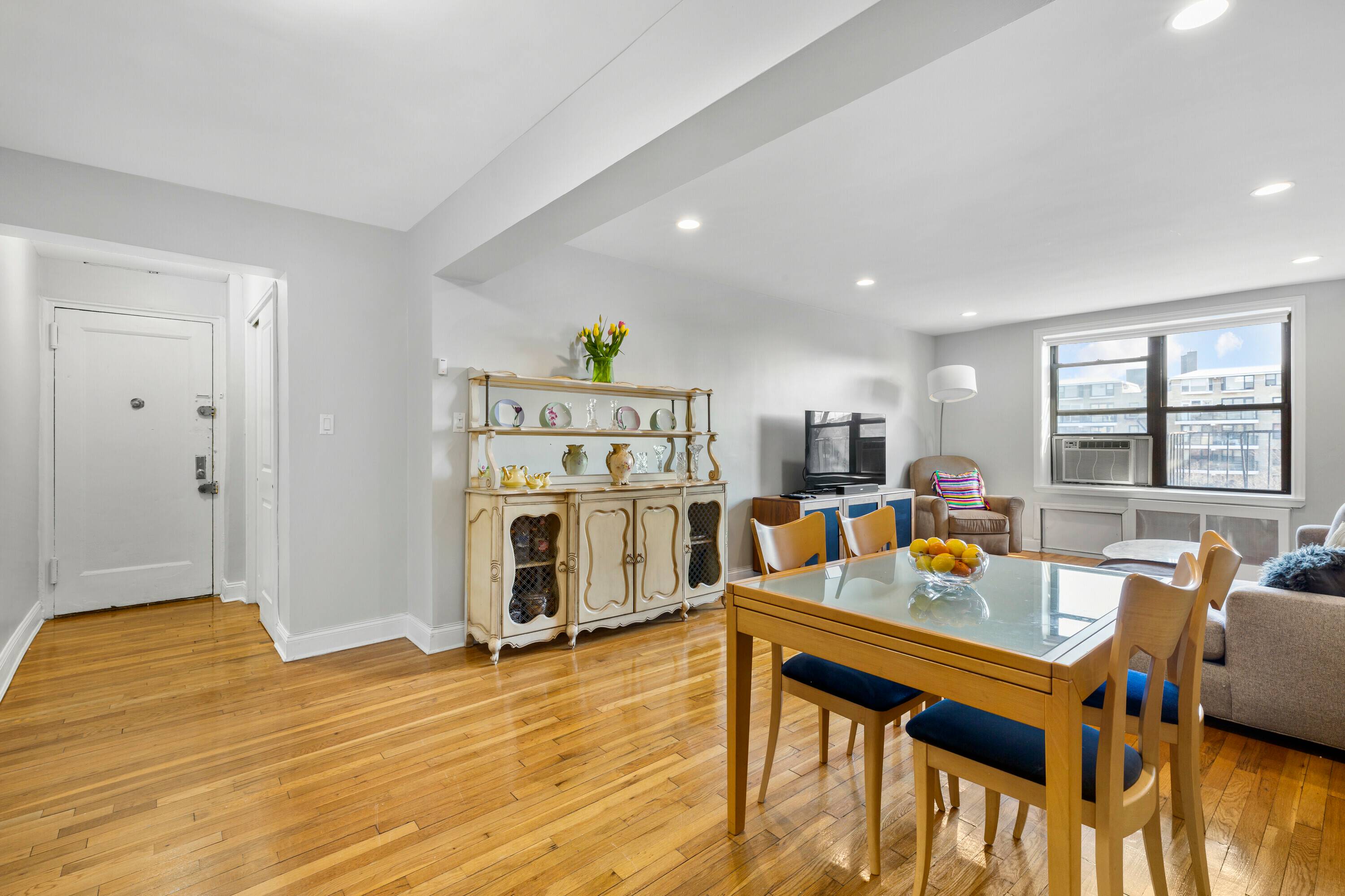 JUST REDUCED ! BEST PRICE FOR A RENOVATED 2BR 2BA IN KENSINGTON !
