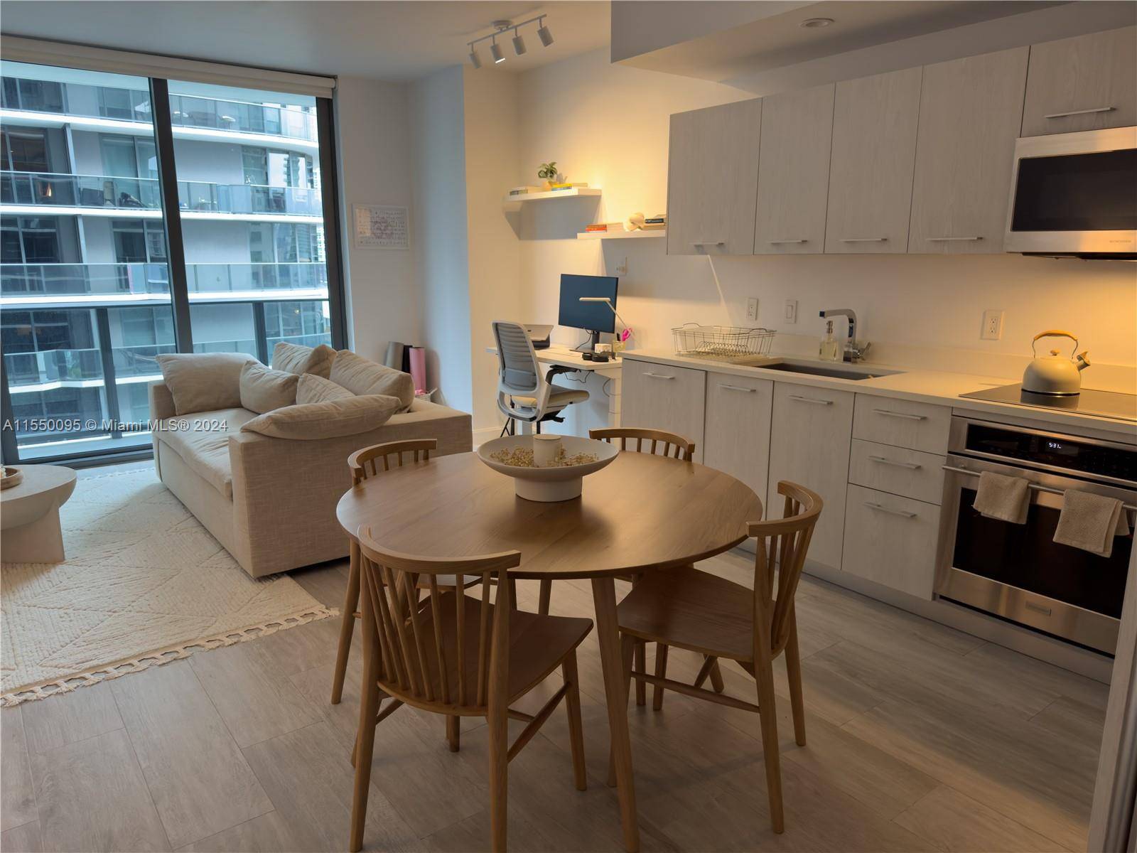 Spectacular, fully furnished, fully equipped 1bed, 1bath unit at the much sought after Brickell Heights West with fantastic city views of Brickell !