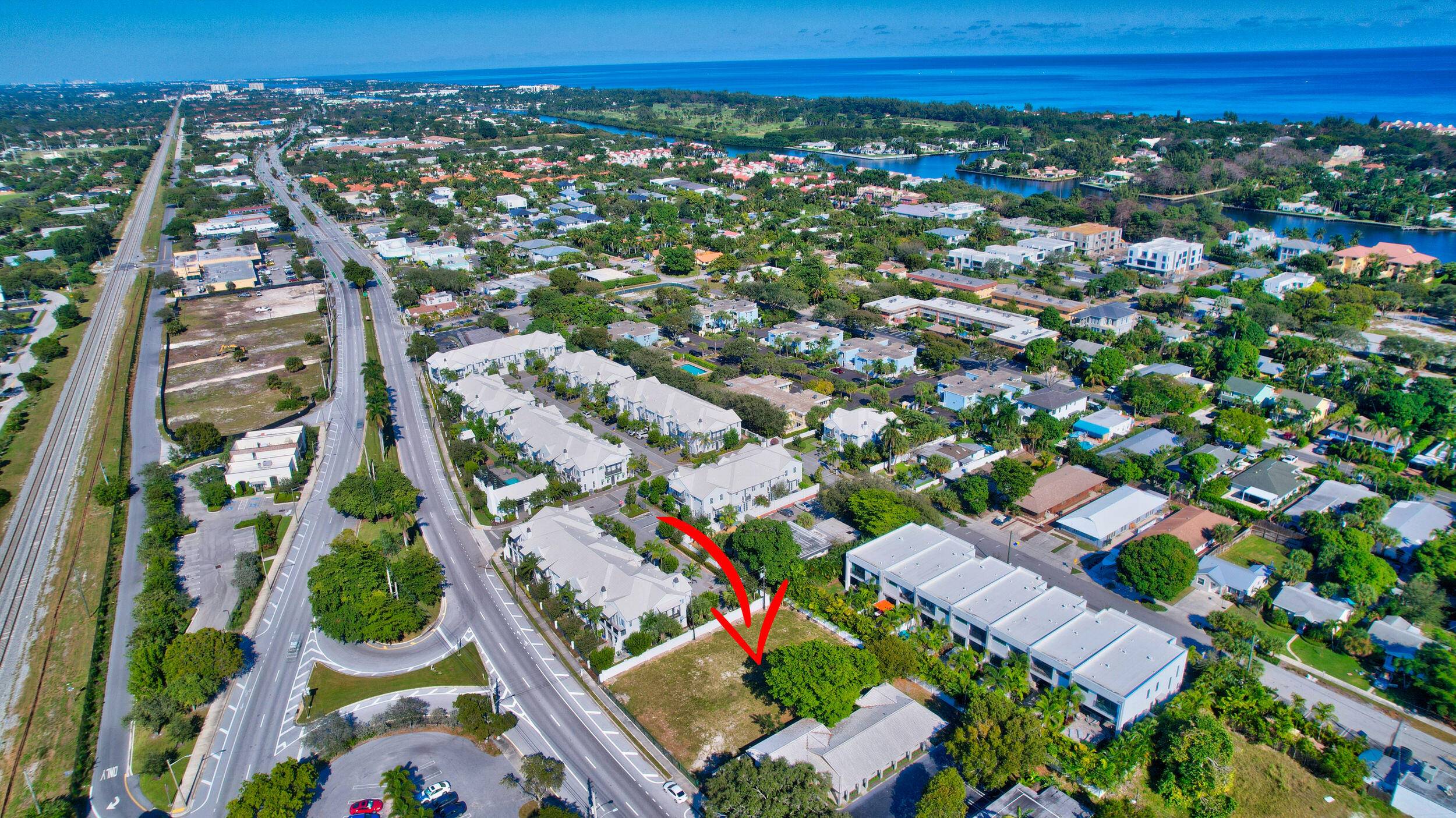Vacant 0. 33 acre parcel located on the east side of NE 6th Ave in burgeoning East Delray Beach.