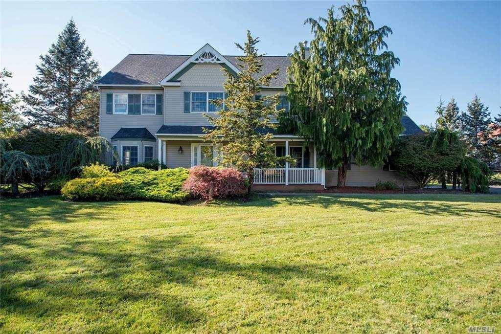 Amazing opportunity to be in the highly sought after Mills Pond Estates !
