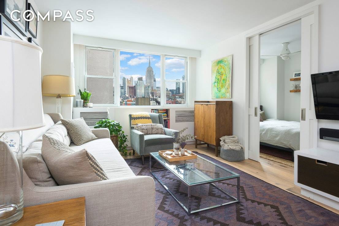Pristine Junior One Bedroom with Empire State views !