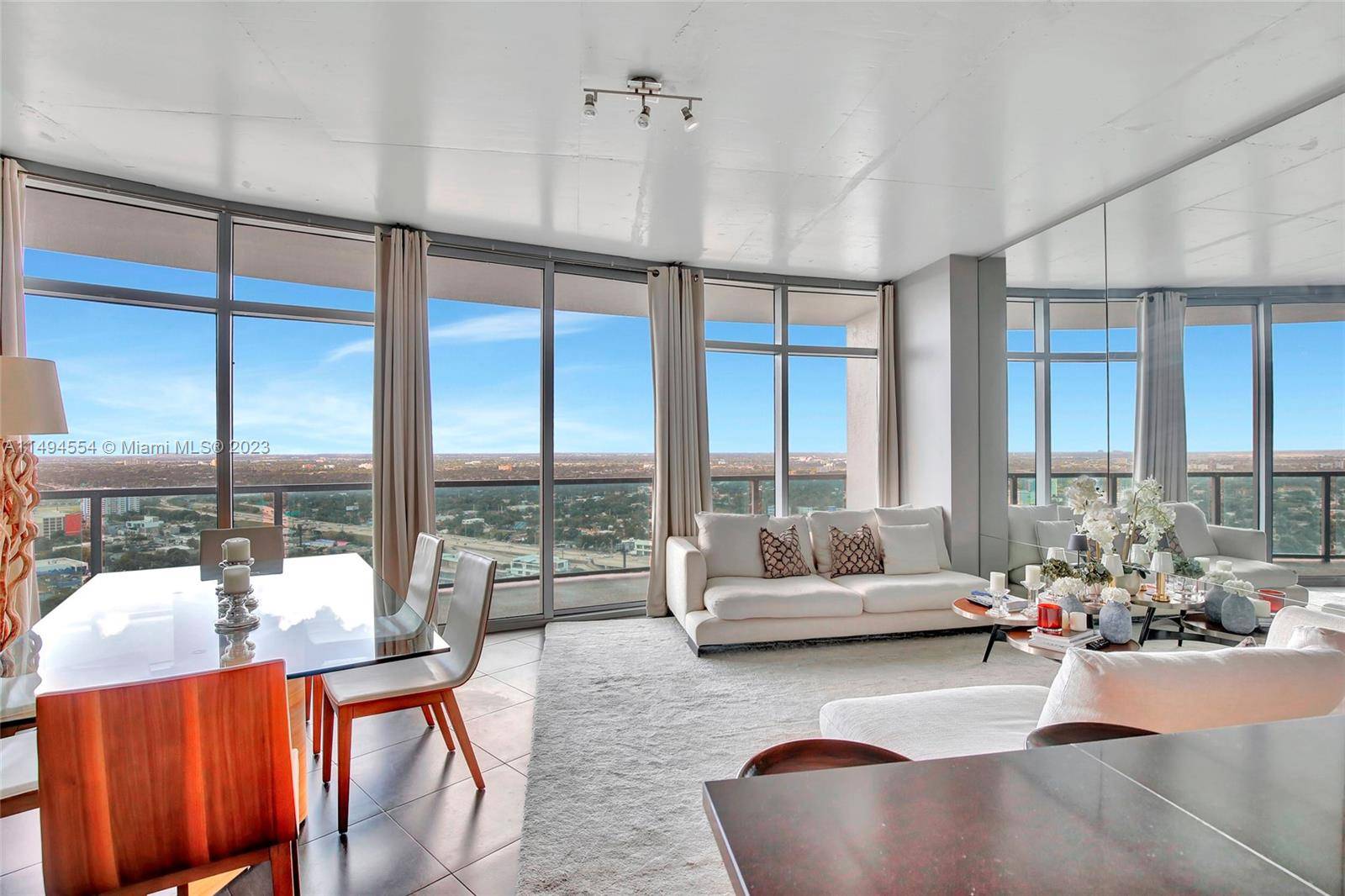 Stunning and spacious 2 bedroom, 2 bathroom residence in a 32 story upscale high rise located in Midtown Miami.