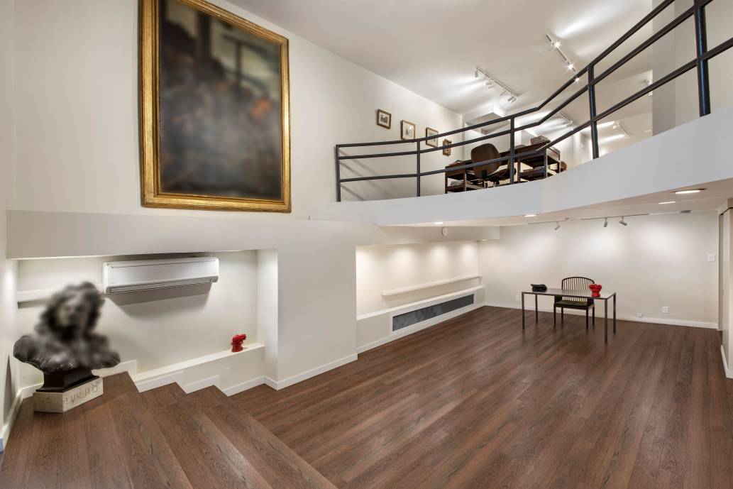 Located between Madison and Fifth on one of NYC's most prestigious blocks, you will find this lovingly restored and thoughtfully renovated duplex with enviable private outdoor space.
