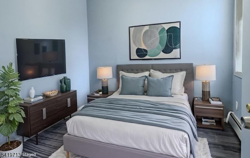 2nd bedroom