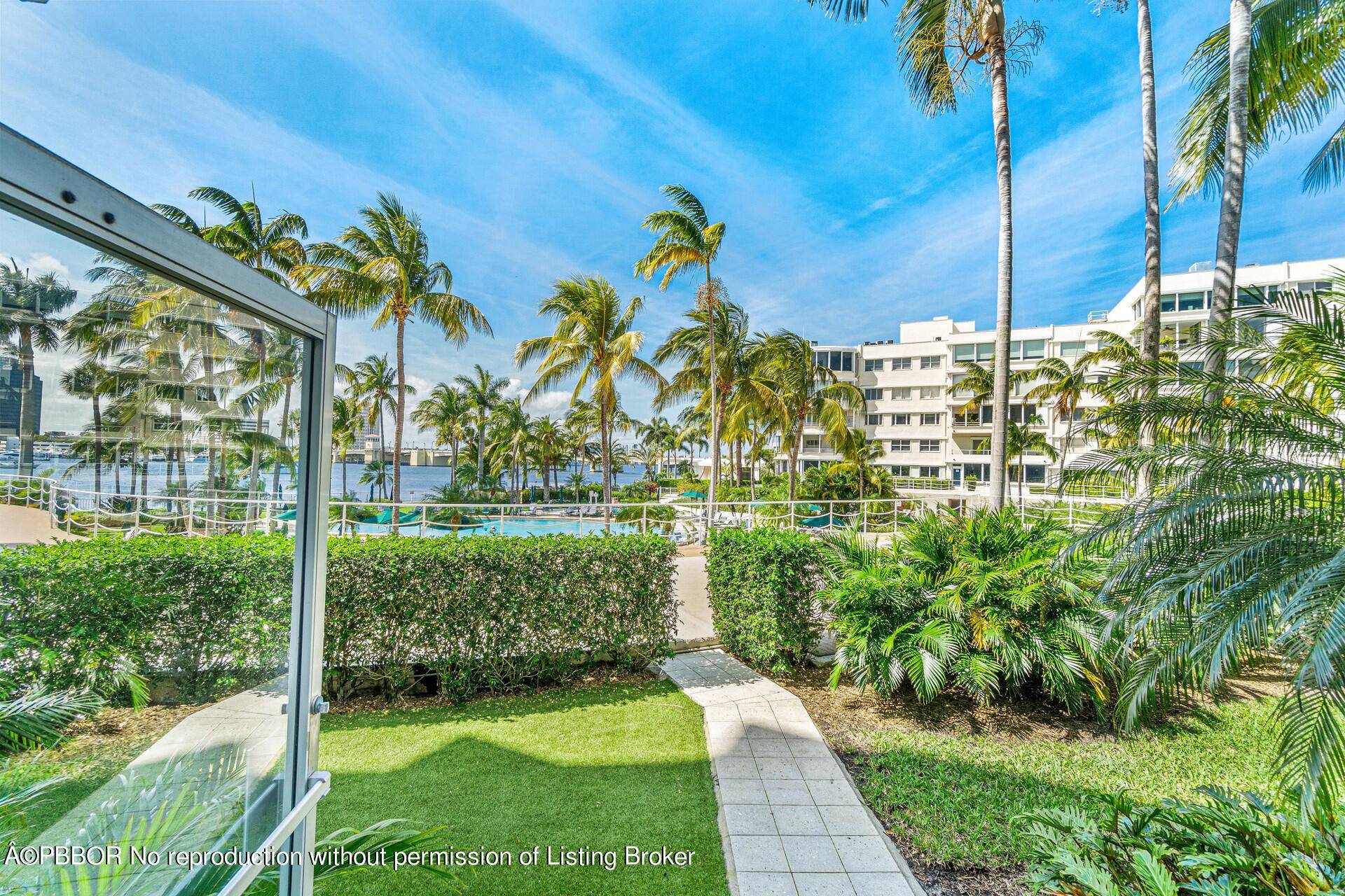 Walk directly out of this sun filled apartment from your very own private entrance and landscaped path onto the tranquil garden promenade.