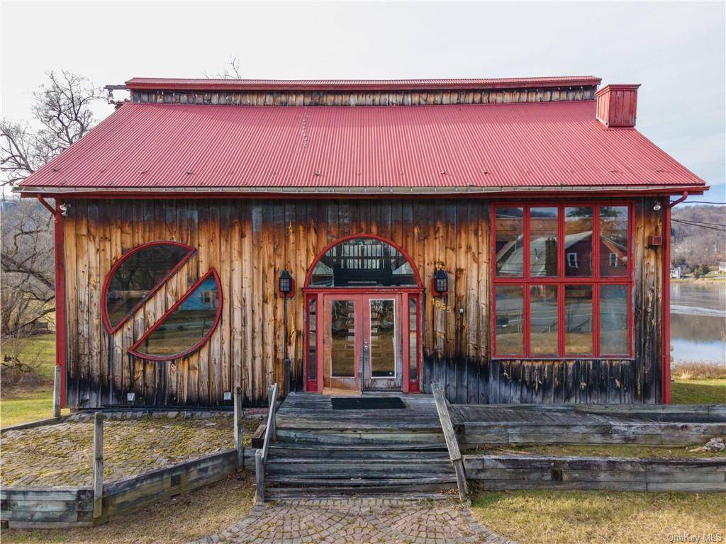 This property which sits on 500 feet of lake frontage in historic Sugar Loaf, has approvals for a 7800 sf structure that can be used for a farm to table ...
