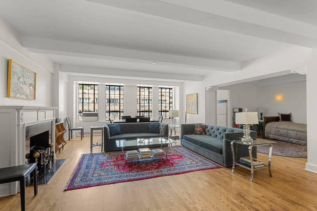 Largest one bedroom unit at one of the only prewar condominiums in NY, the Parc Vendome.
