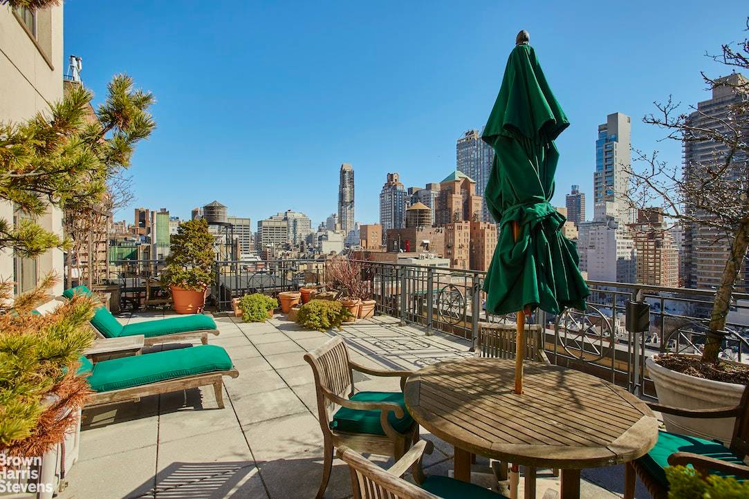 This stunning pre war condominium penthouse represents New York City living at its finest.