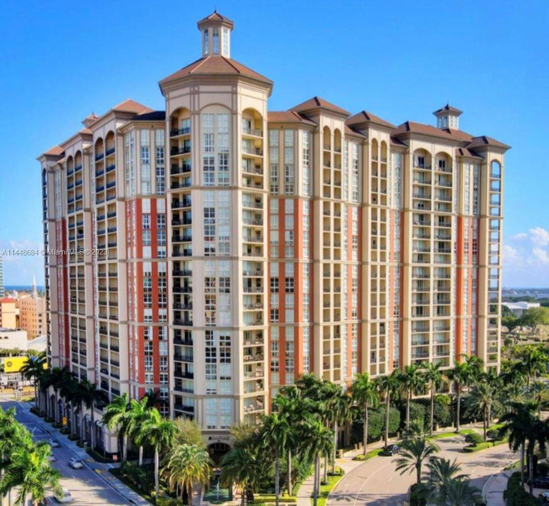 Live in the beautiful CityPlace South Tower, the greatest location in downtown West Palm Beach.